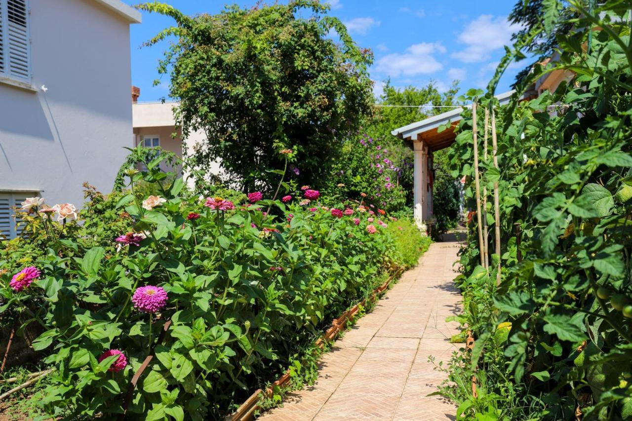 Apartment Garden M&M Ragusa Esterno foto